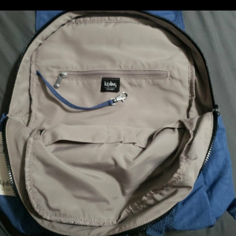 Kipling Back Pack - Picture 4 of 9
